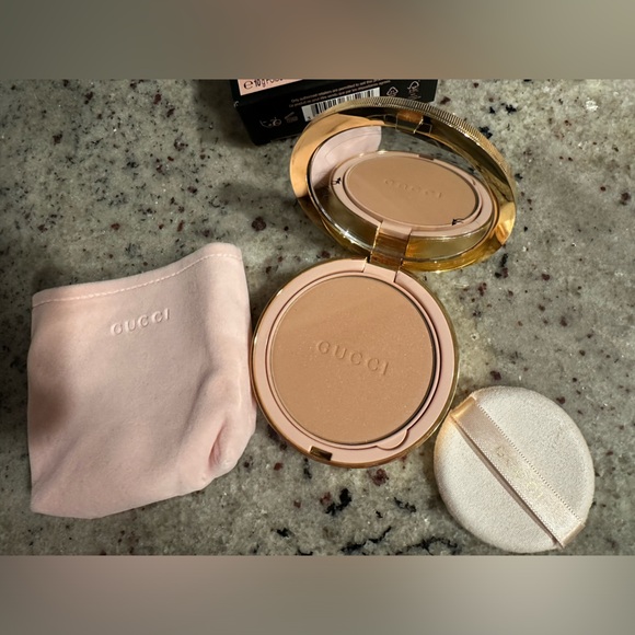 Gucci Matte Powder - Picture 5 of 7